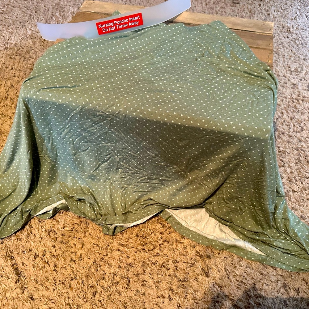 Wee Sprout Nursing Cover